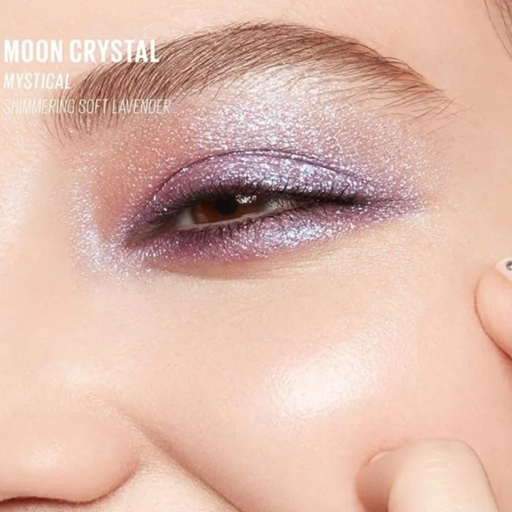 KAJA Moon Crystal Sparkling Eye Pigment | 05 Mystical - shimmering soft lavender